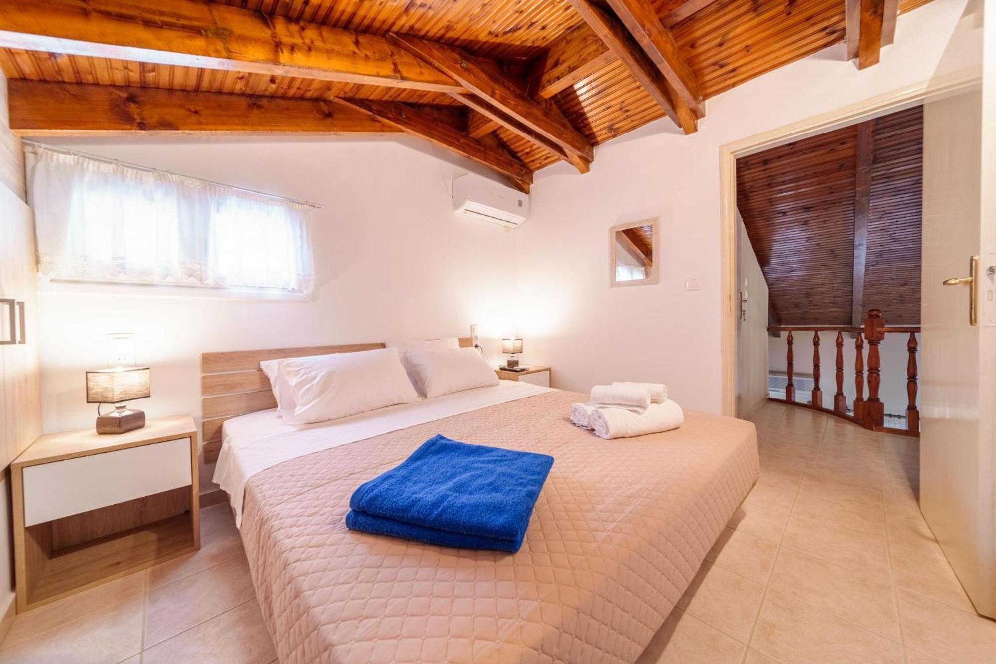 Iphigenia Apartments At Katelios Extérieur photo